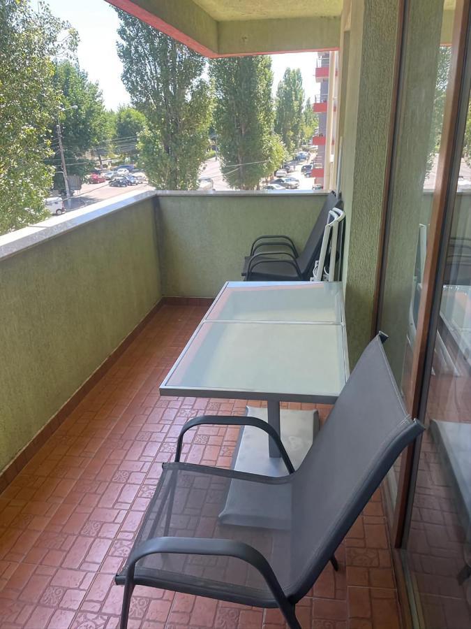 Apartament Barrels Beach Apartment Мамая Екстериор снимка